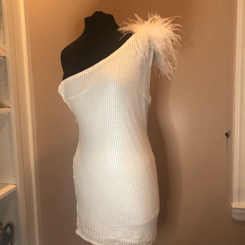 White Party feather beaded mini dress